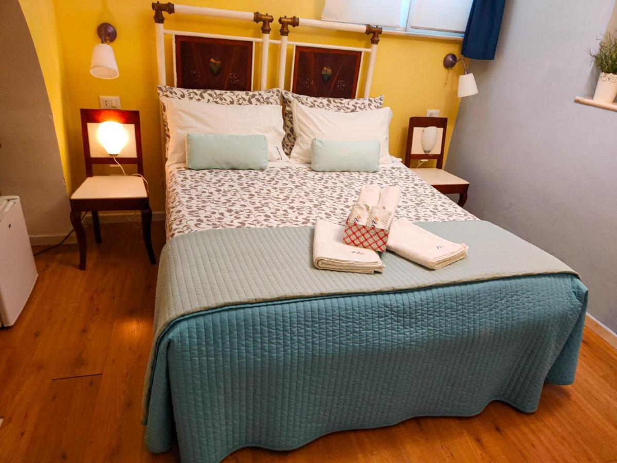 Nari Bed&Breakfast Gaeta Kültér fotó