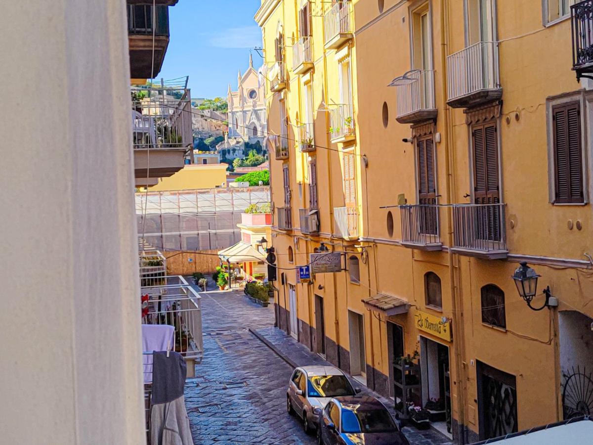 Nari Bed&Breakfast Gaeta Kültér fotó