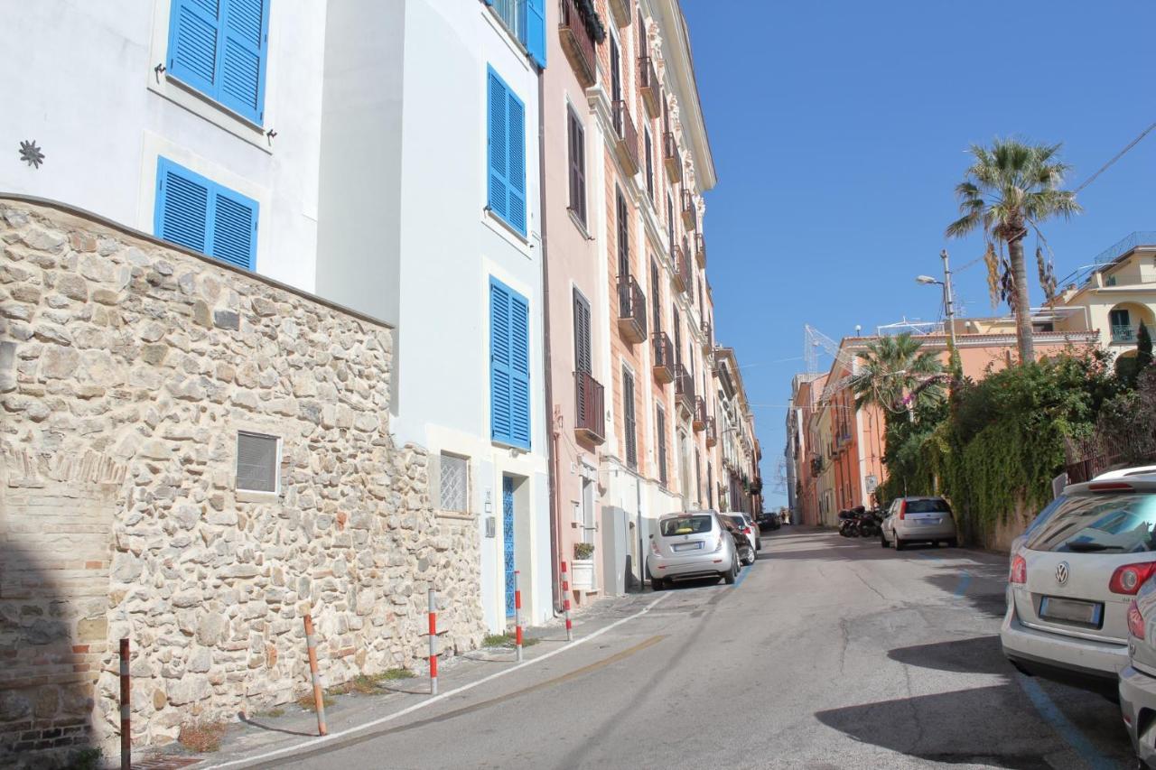 Nari Bed&Breakfast Gaeta Kültér fotó